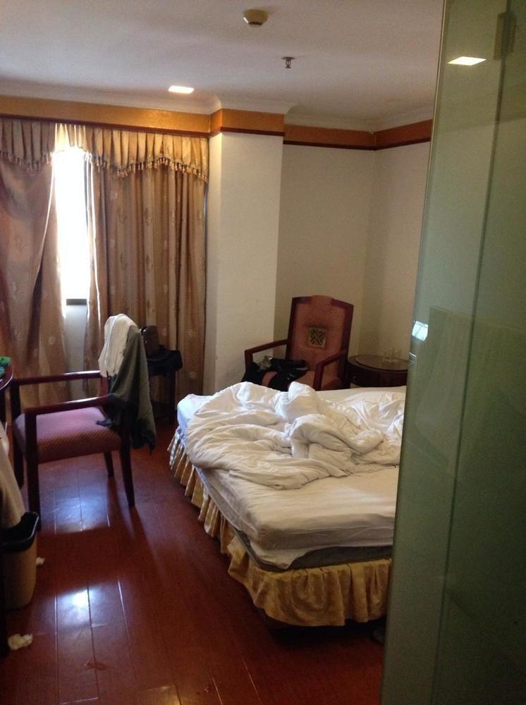Baojiang Yingbin Hotel Zhuhai Exterior foto